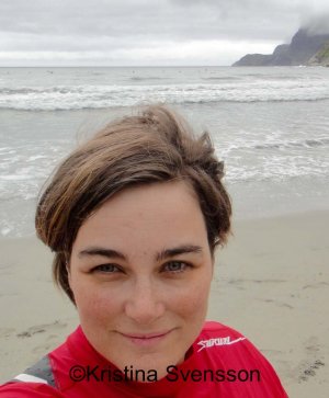 Kristina Svensson mellanlandar på stranden