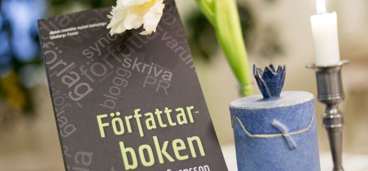 Nya Författarboken är här – och jag behöver din hjälp med att sprida ordet